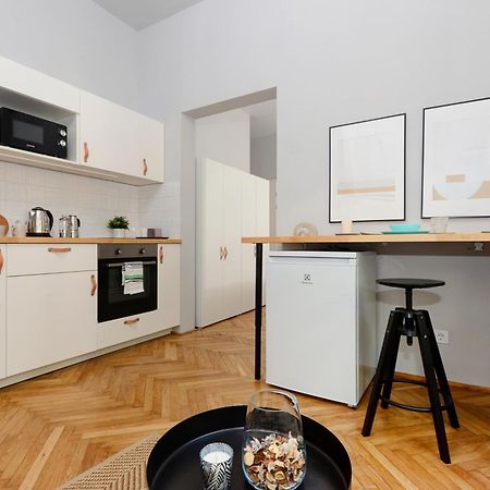 Monochrome Chic Apartments R613 Budapest Exterior foto